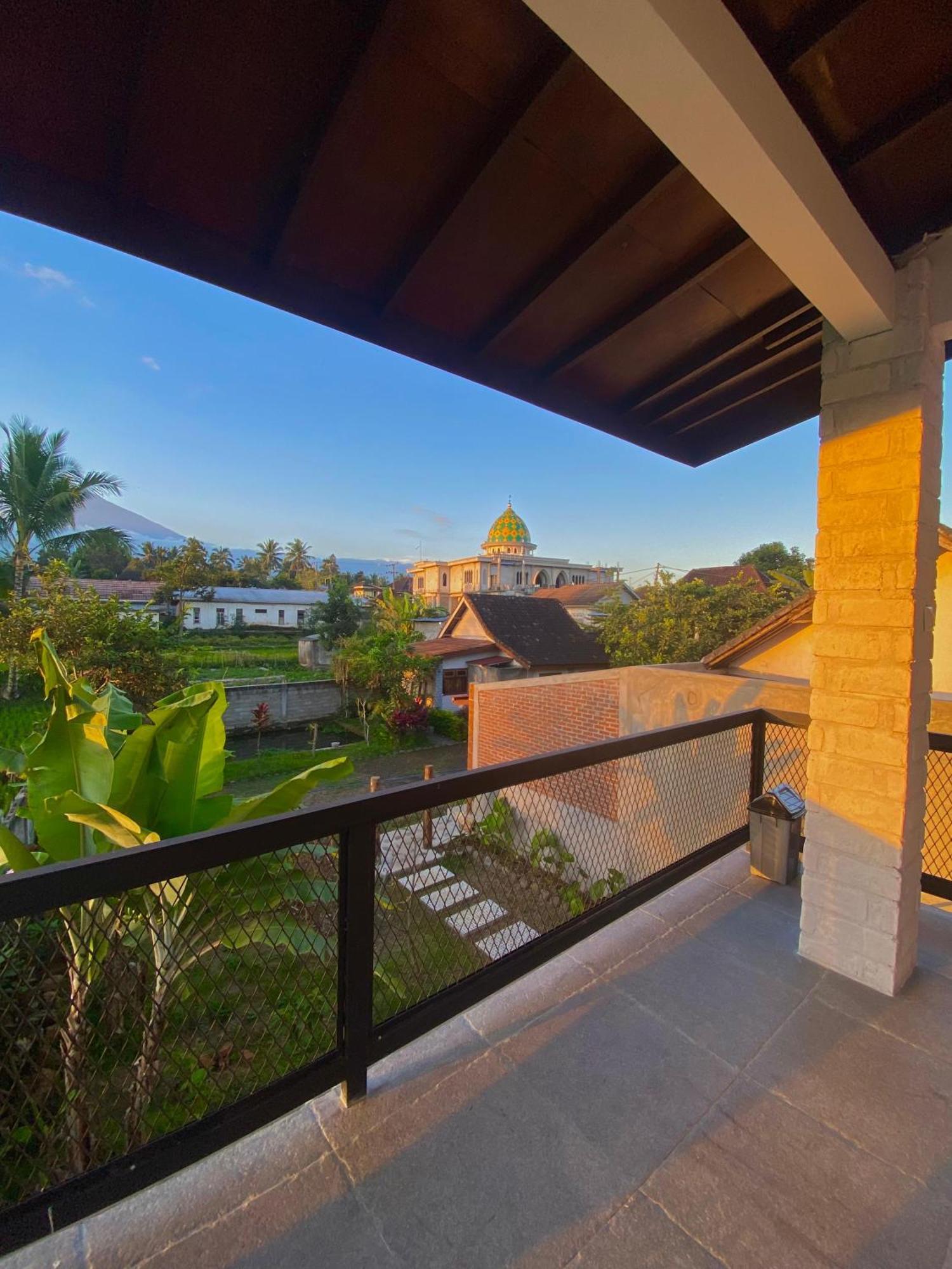 Arista Homestay Tetebatu Esterno foto